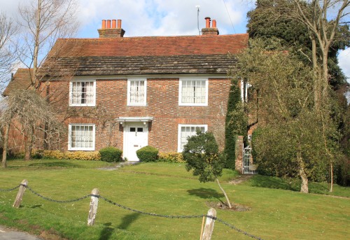 Chantry Green House in Steyning
The timber framed east range was there when Launder was burnt on Chantry Green. The west range and brick facade was added in the 18th Century.
